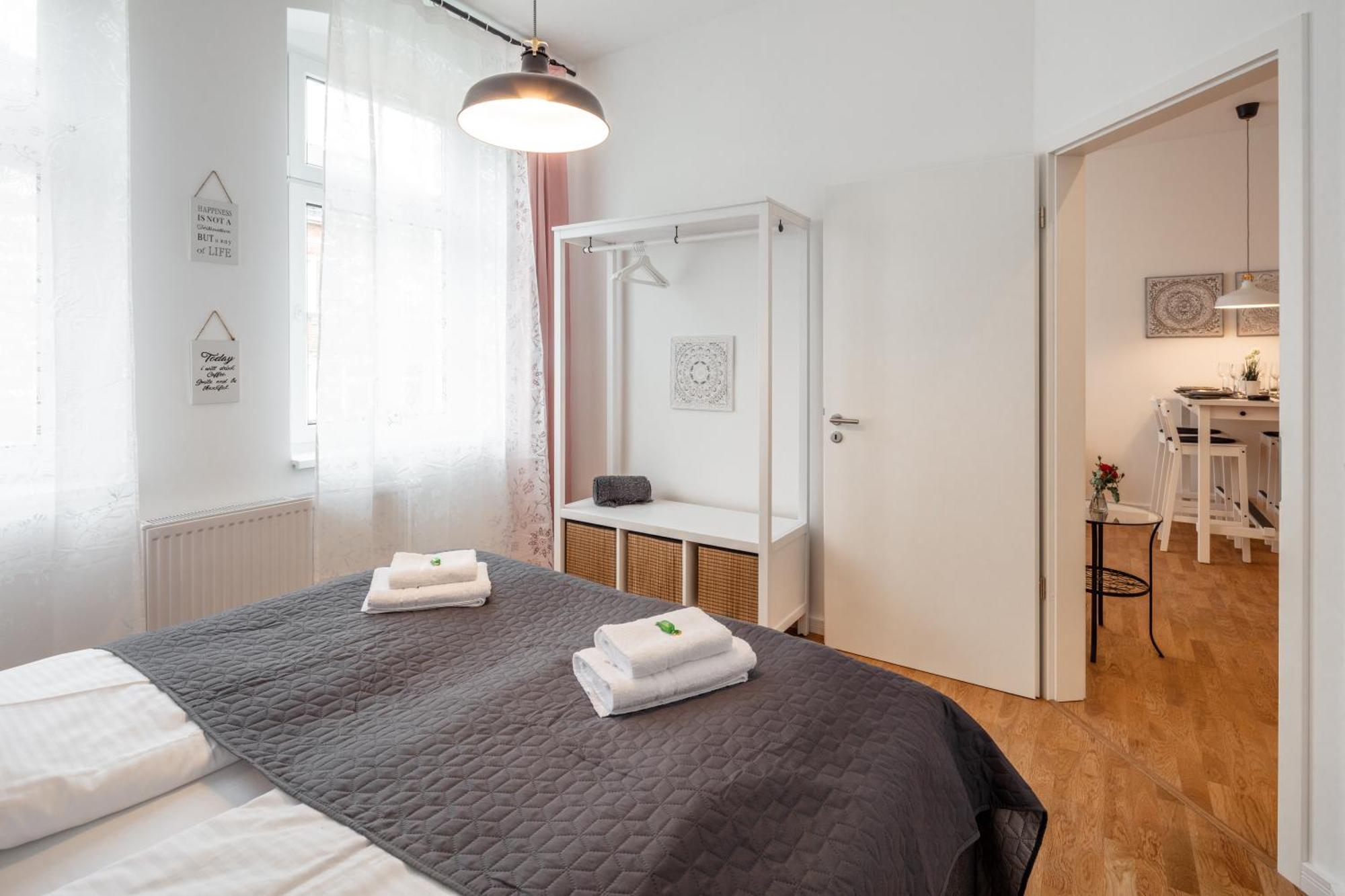 Goethe Palais Suite Charlotte 4P L Lift I Parkplatzi Zentrum I Helios Aue  Buitenkant foto